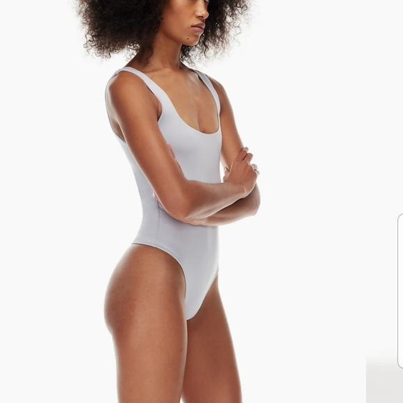 Babaton XS Contour Tank Bodysuit - Picture 9 of 10